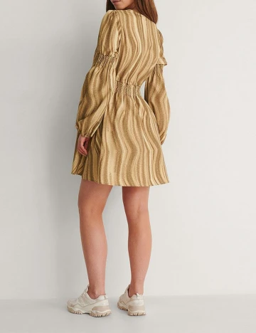 Rochie scurta NA-KD, maro