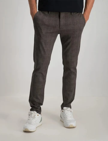 Pantaloni Only, maro Maro