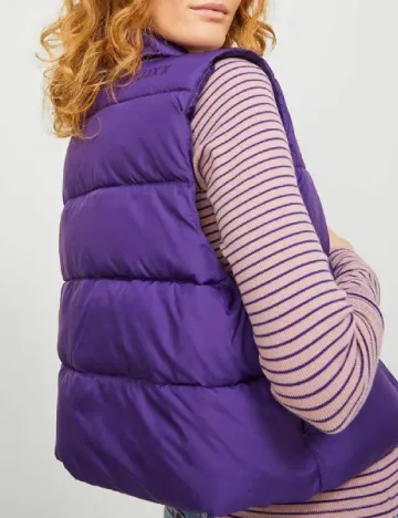 Vesta Jack&Jones, mov