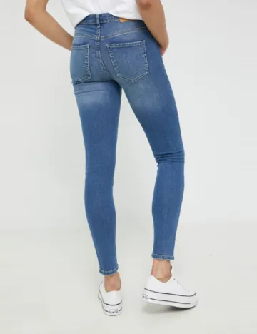 Blugi Jacqueline de Yong, albastru