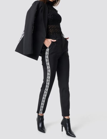 Pantaloni NA-KD, negru