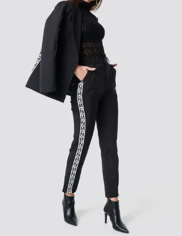Pantaloni NA-KD, negru