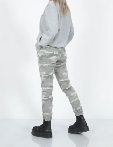 Pantaloni American Eagle, army
