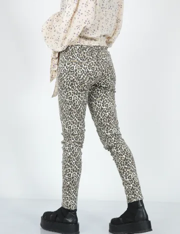 Blugi American Eagle, animal print