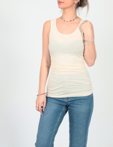 Maiou River Island, crem