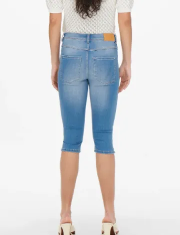 Pantaloni scurti Jacqueline de Yong, albastru