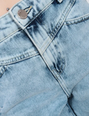 Pantaloni scurti Only, albastru Albastru