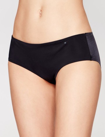 Chilot Triumph, negru