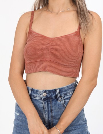 Top Aerie, maro
