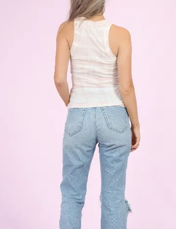 Maiou Aerie, roz
