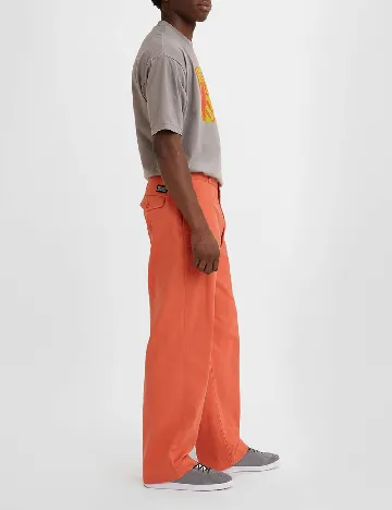 Pantaloni Levi S, caramiziu