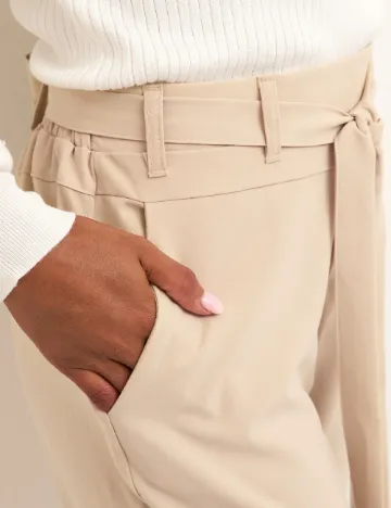Pantaloni Kaffe, bej