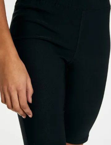 Pantaloni scurti Kaffe, negru
