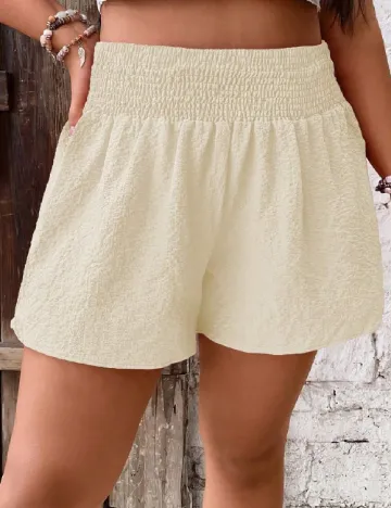 Pantaloni scurti SHEIN CURVE, crem Crem