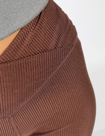 Colanti Aerie, maro