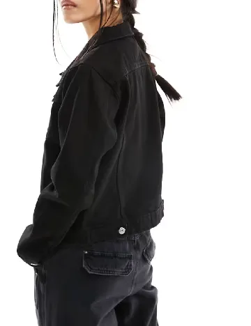 Jacheta Bolongaro Trevor, negru