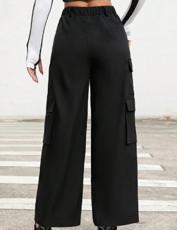 Pantaloni SHEIN, negru