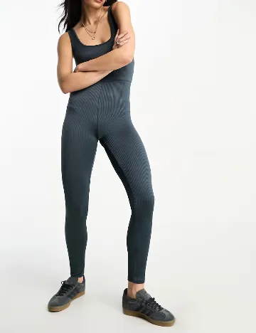 Salopeta Bershka, bleumarin