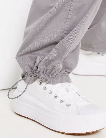 Pantaloni Stradivarius, gri