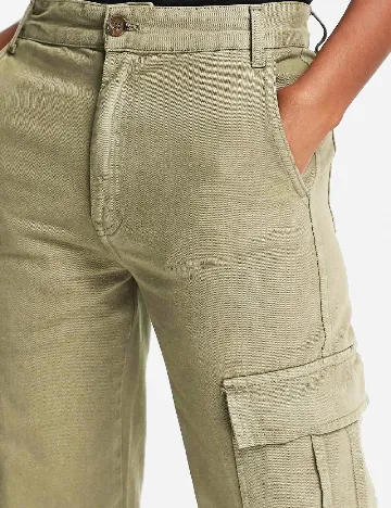 Pantaloni Stradivarius, kaki