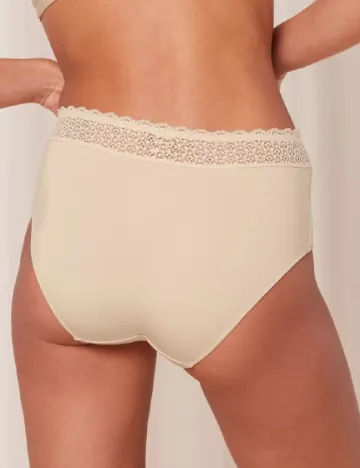 Chilot Triumph, crem