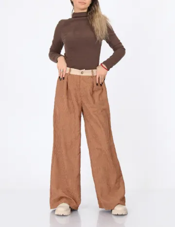 Pantaloni SHEIN, maro