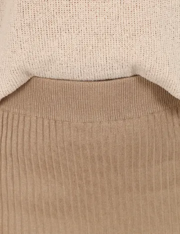 Fusta Vero Moda, maro