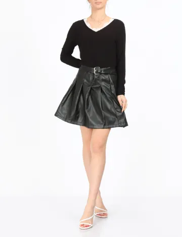 Fusta Only, negru