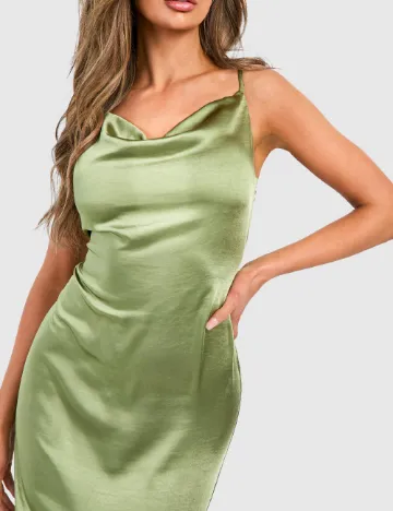 Rochie lunga Boohoo, verde