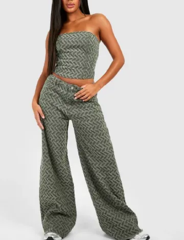 Top Boohoo, verde