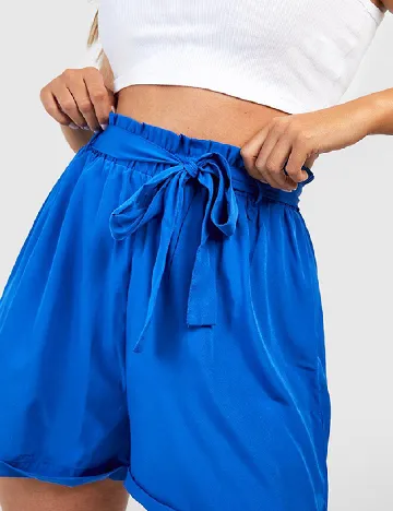 Pantaloni scurti Boohoo Plus Size, albastru