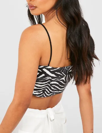 Top Boohoo, alb/negru