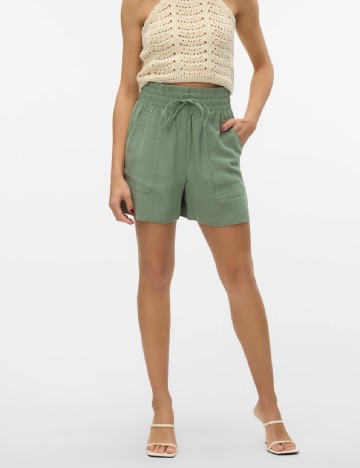 Pantaloni scurti Vero Moda, verde