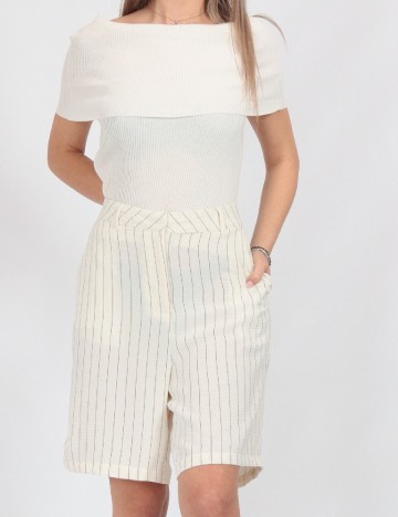 Pantaloni scurti Vero Moda, ecru