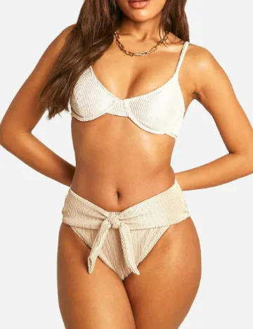 Chilot de baie Boohoo, crem