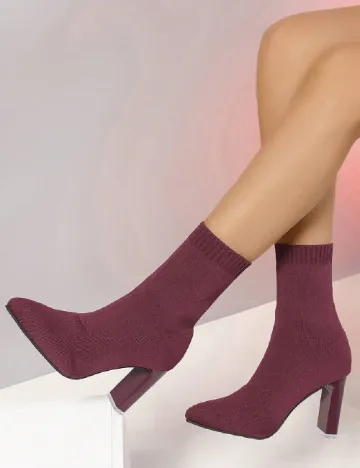 Botine SHEIN, visiniu
