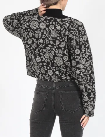 Jacheta Only, negru