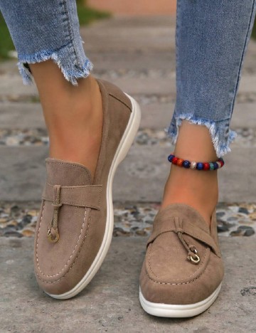 Mocasini SHEIN, maro