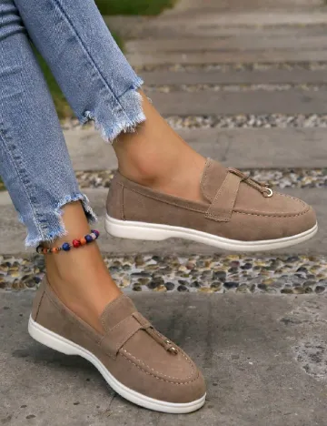 Mocasini SHEIN, maro