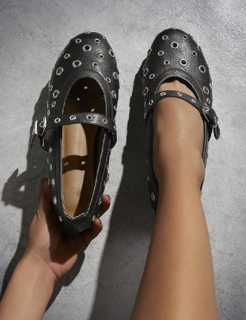 Pantofi SHEIN, negru