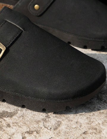 Slapi SHEIN, negru