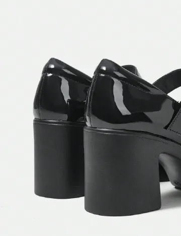 Pantofi SHEIN, negru