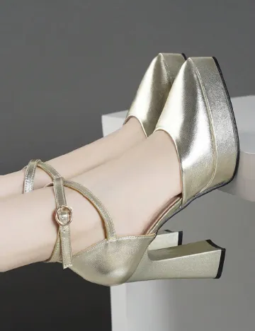 Pantofi SHEIN, auriu