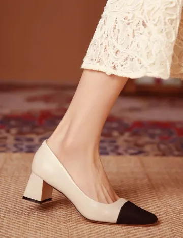 Pantofi SHEIN, crem