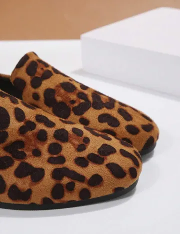 Balerini SHEIN, animal print