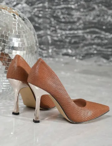Pantofi SHEIN, maro