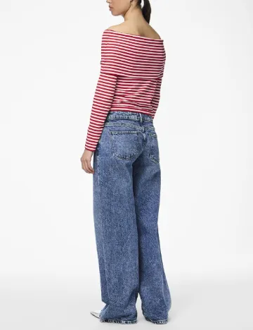 Top Pieces, rosu