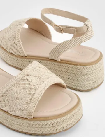 Sandale Boohoo, crem Crem