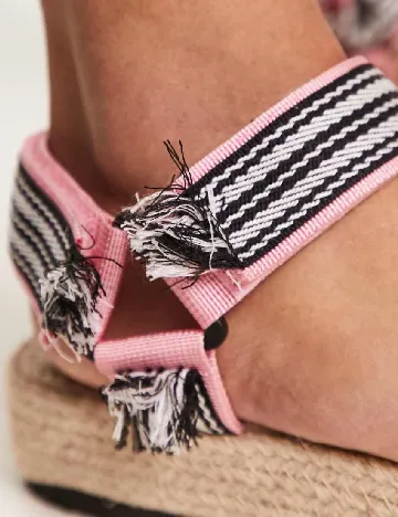 Sandale ASOS, roz