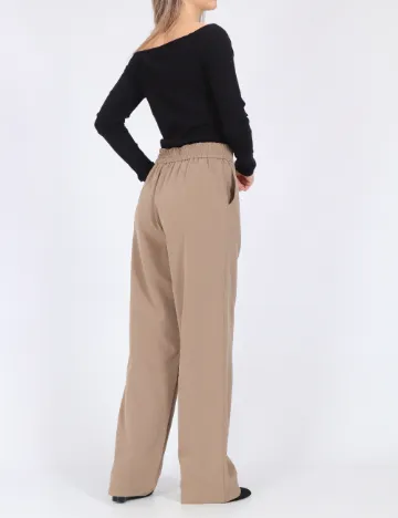 Pantaloni Pieces, maro